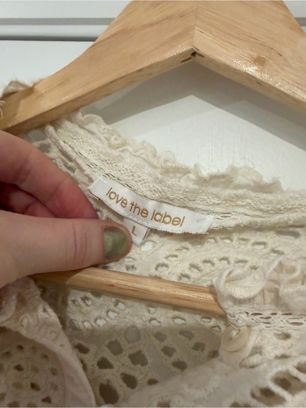 Love the Label • Eyelet Top - Picture 5 of 8